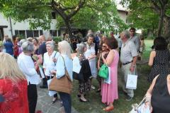 Momento conviviale ne giardino di casa Maldini